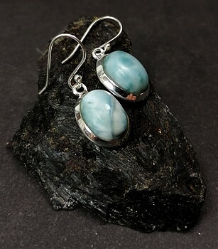 Silver Örhängen med Larimar Cabochon 