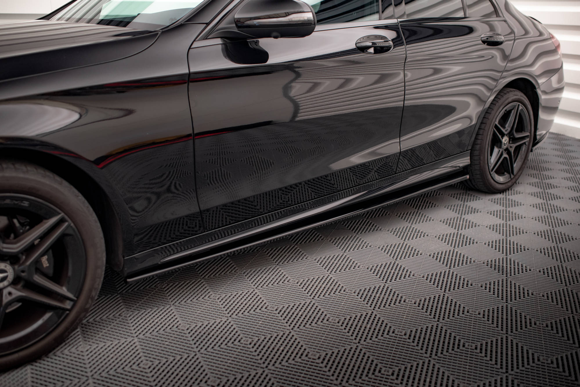 1. Sideskirt extensions facelift lip 2pc - 2