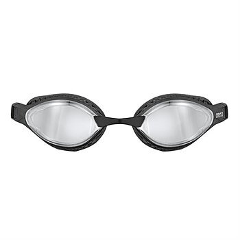 Every little thing counts when you compete. Swimming goggles in the best comfort for training and competition
