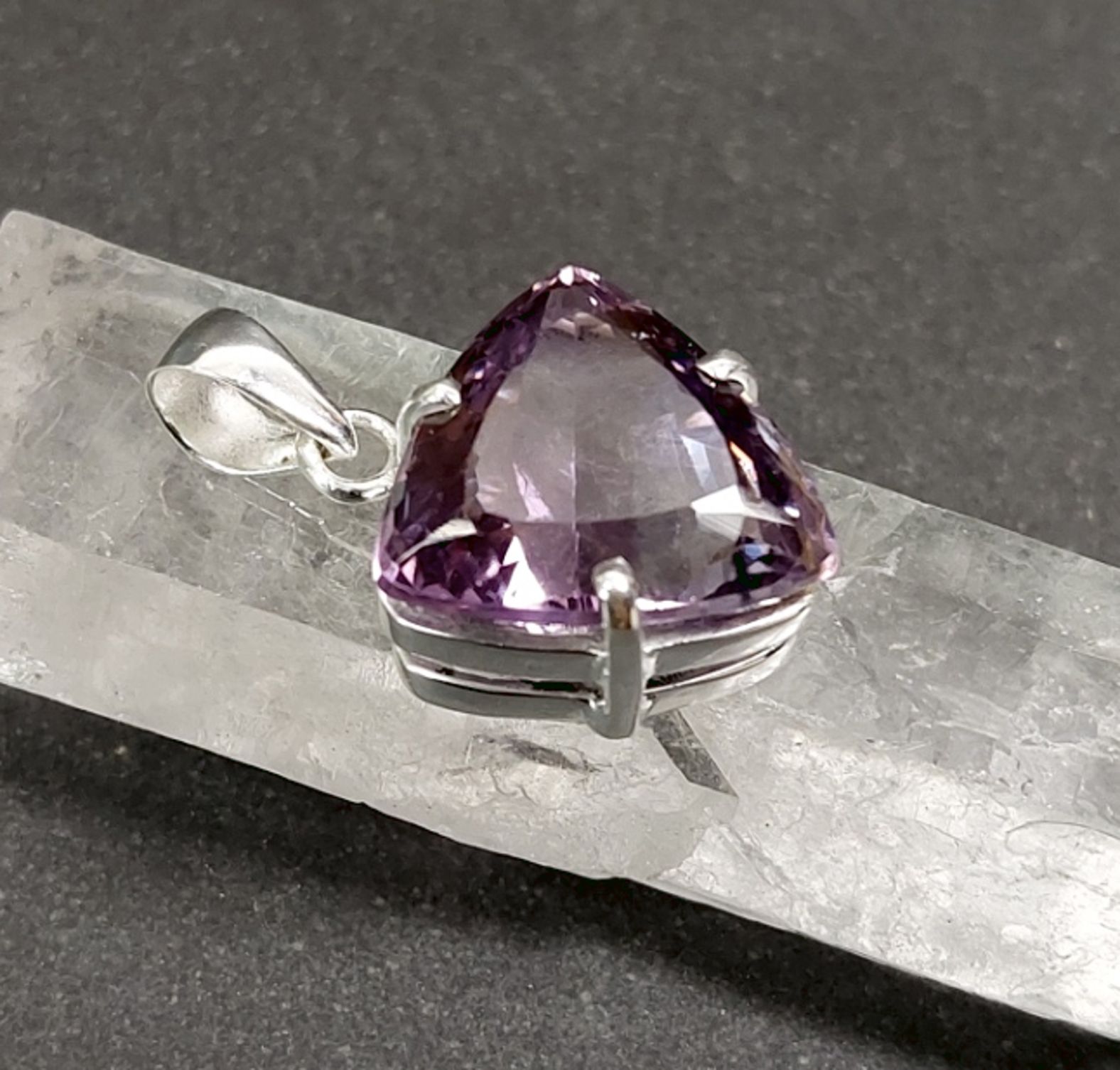 Silver hängen med fasetterad Ametist Cabochon - 4