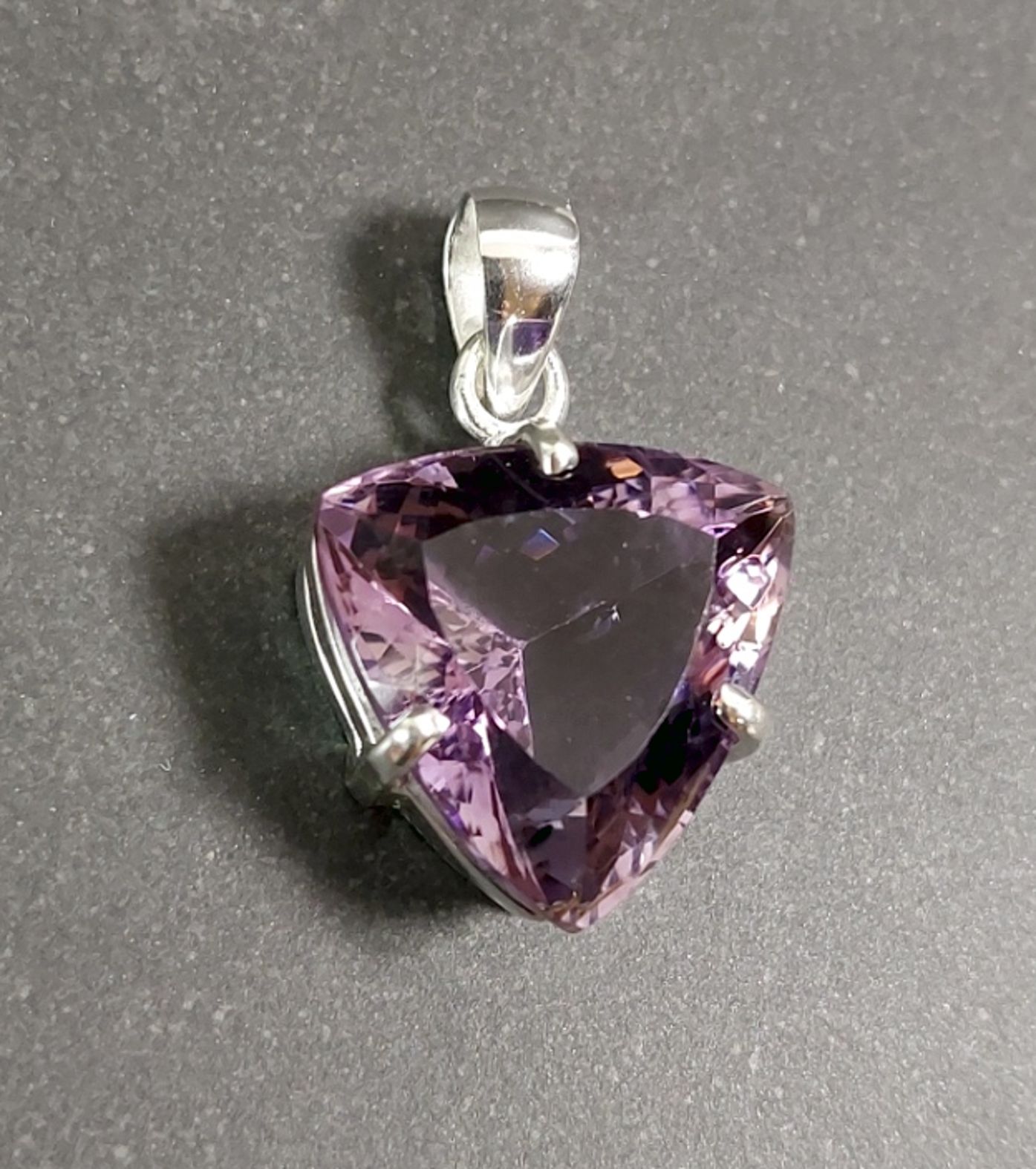 Silver hängen med fasetterad Ametist Cabochon - 3