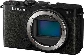 Panasonic Lumix S9