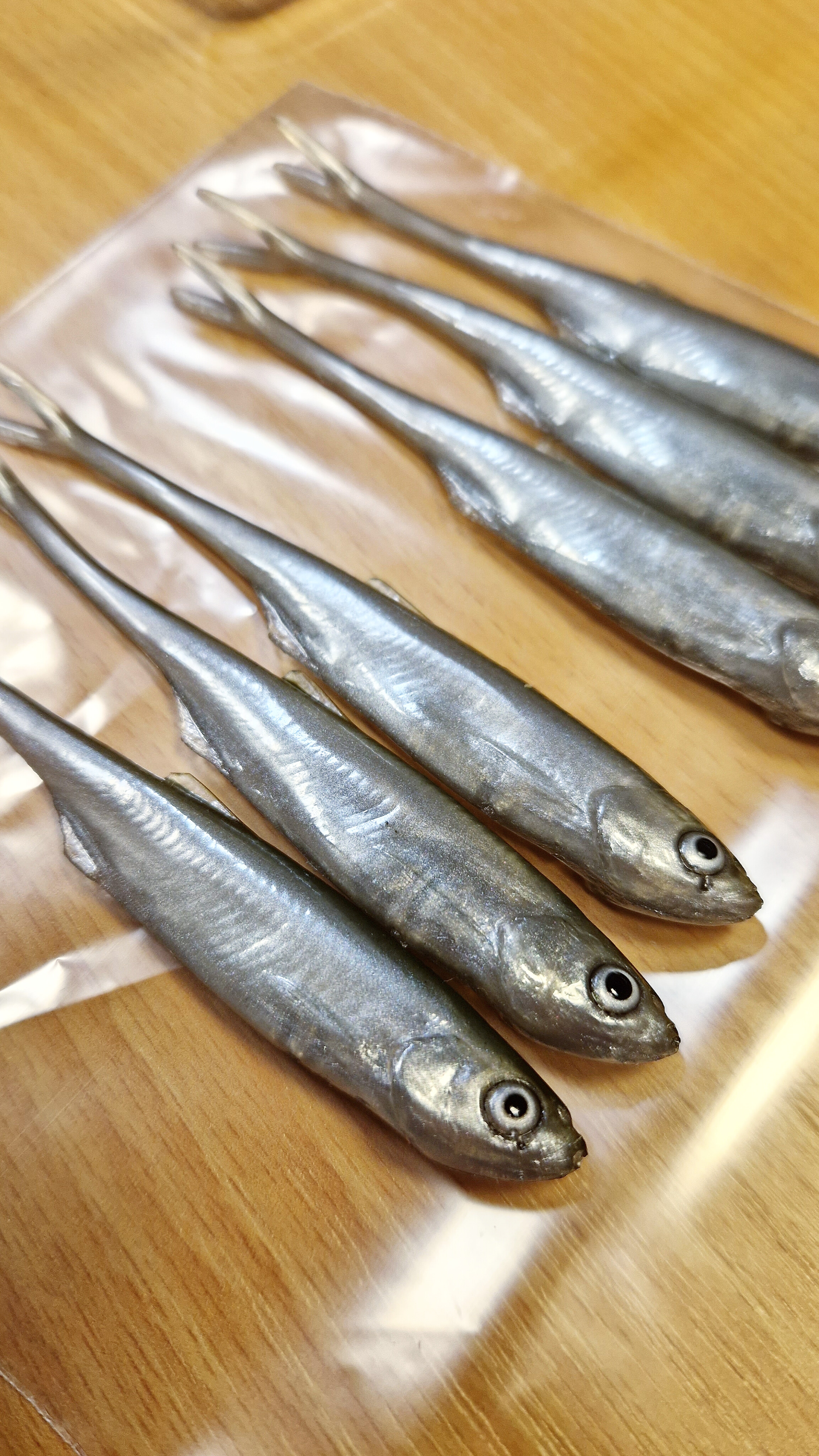 Dominator Realistic Baits Bleak V-tail 11 cm 3-pack - 12