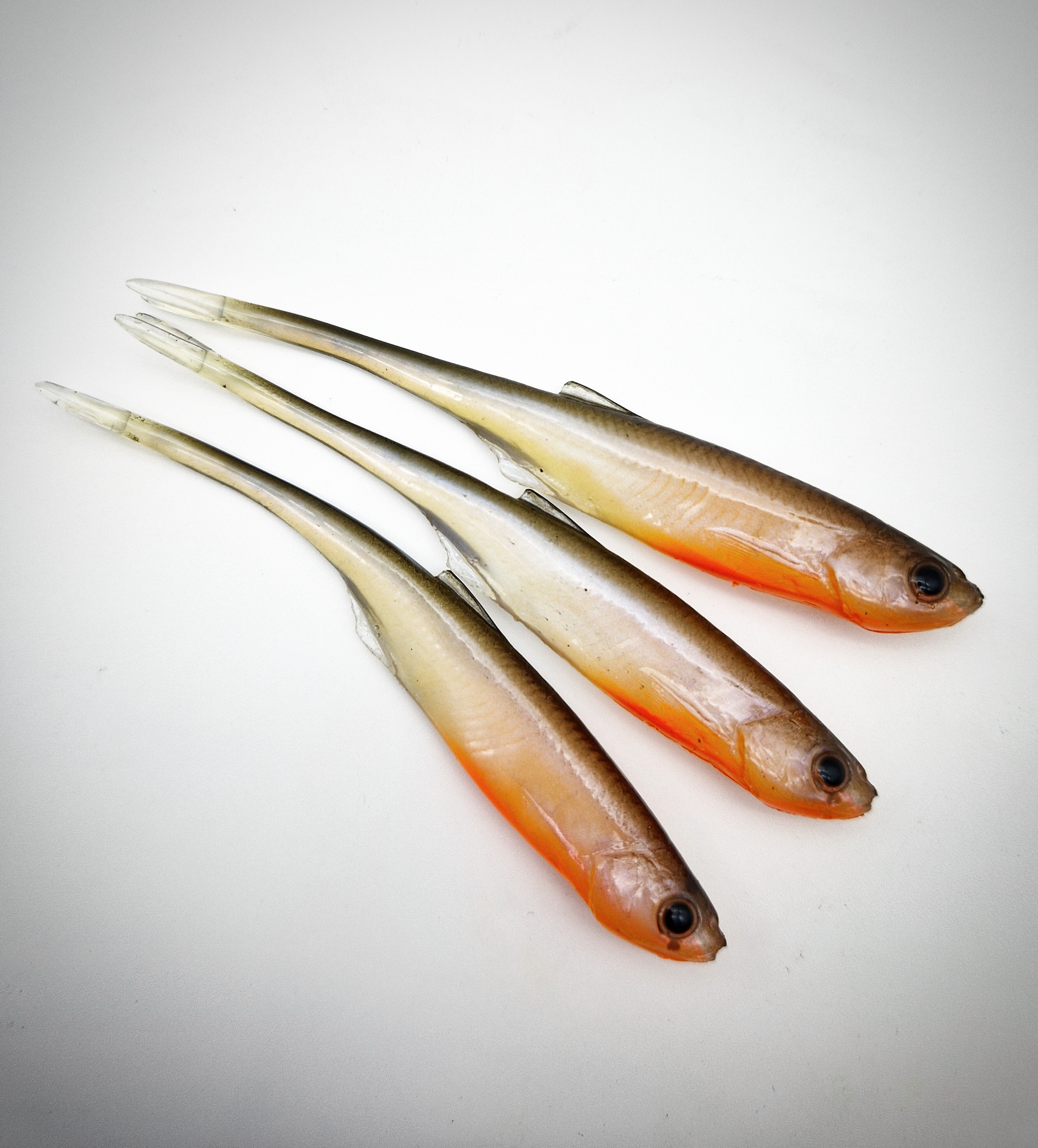 Dominator Realistic Baits Bleak V-tail 11 cm 3-pack - 9