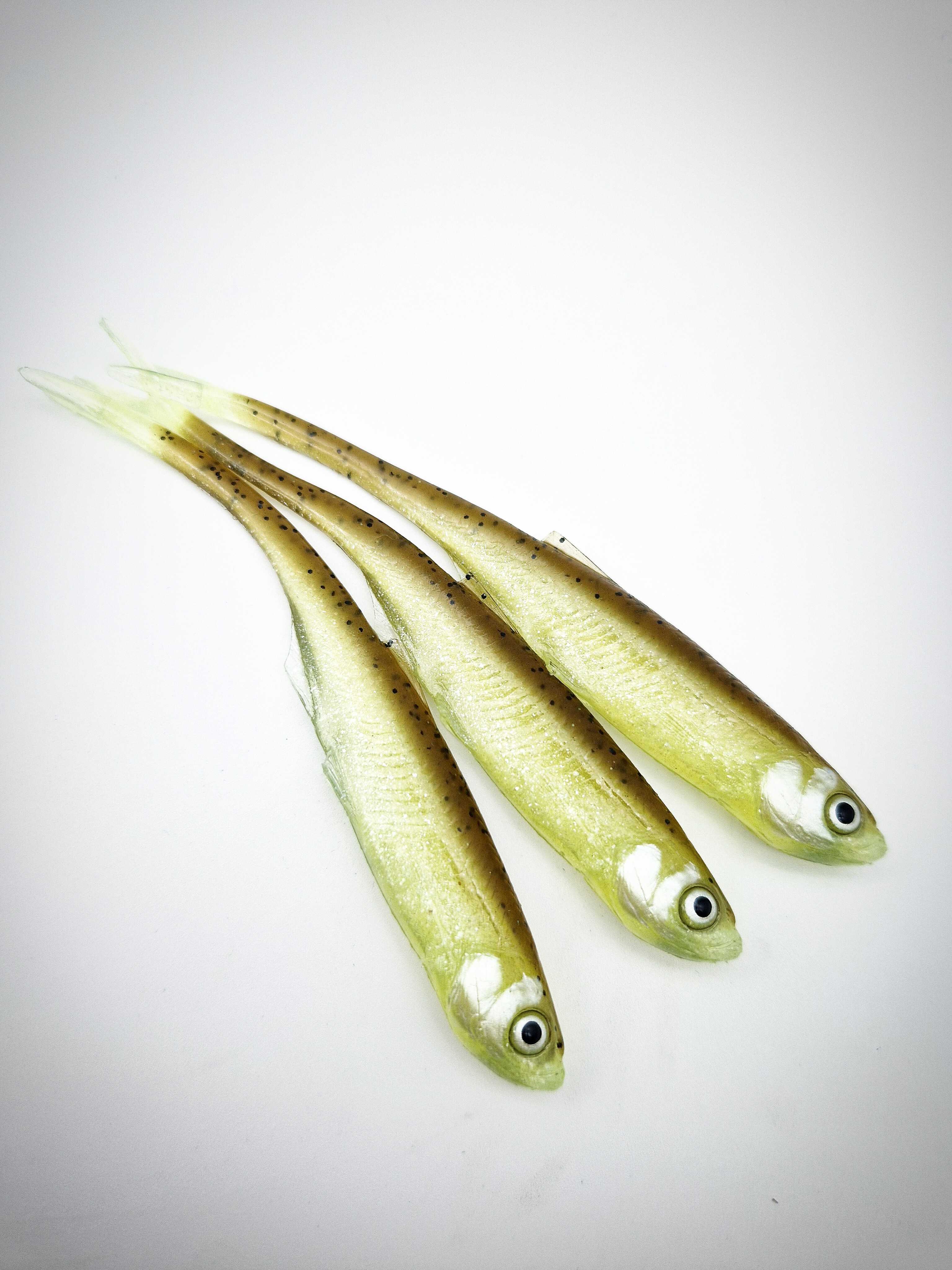 Dominator Realistic Baits Bleak V-tail 11 cm 3-pack - 11