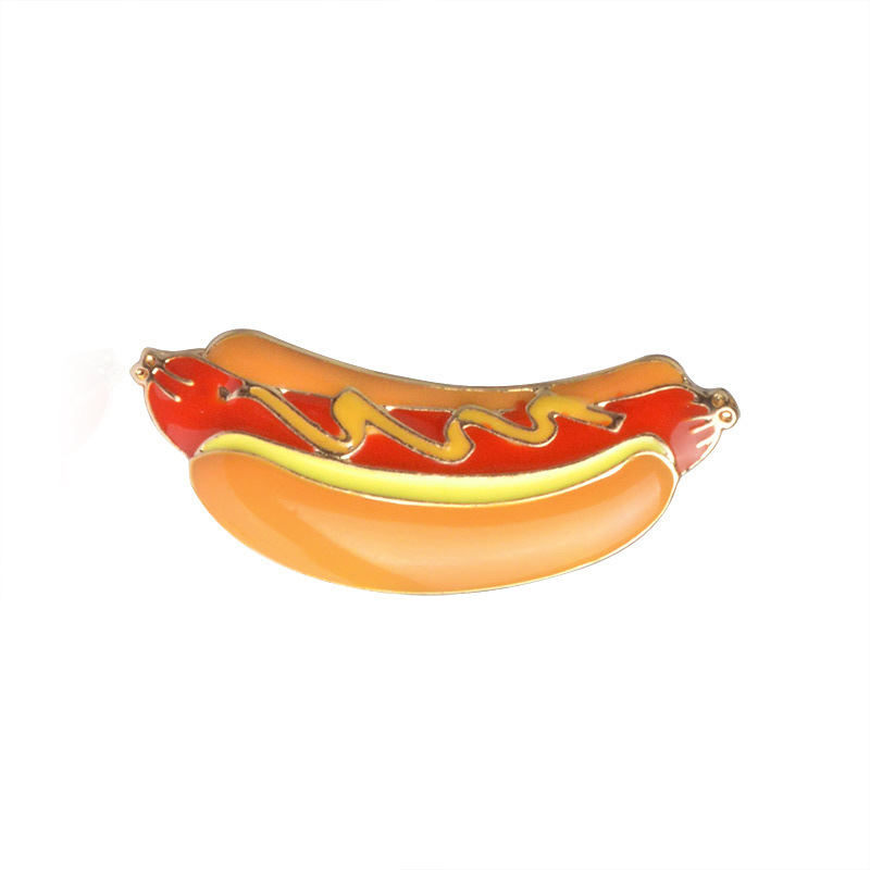 Pin Skull hotdog with bread and mustard