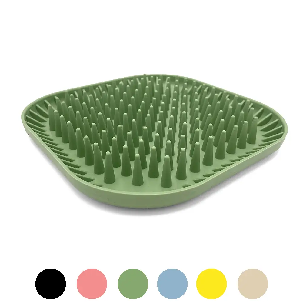 Fiboo slow feeder spiky mat - made of recycled plastic