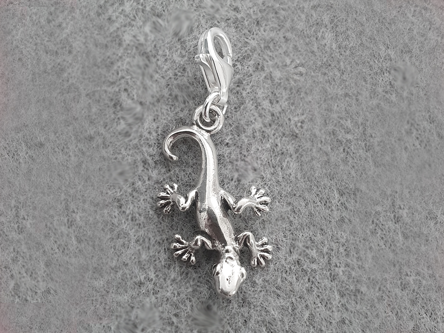 Charm Gecko pendant 925-silver