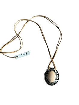 LÅNGT HALSBAND - NATUR - METALL/STEN