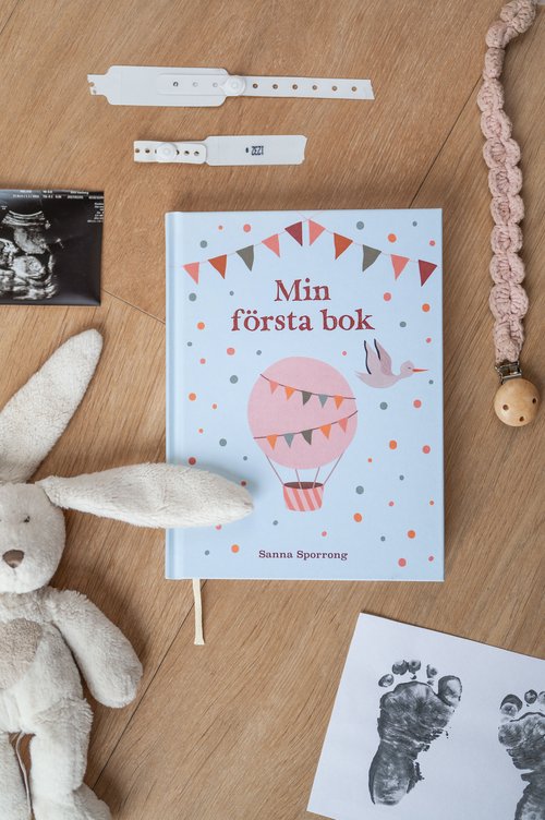 Min första bok  - Sanna Sporrong