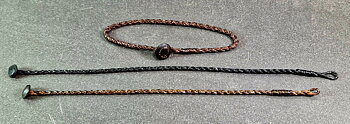 Handgjord  Tvinnat Armband  med Knapp i Kokosskal