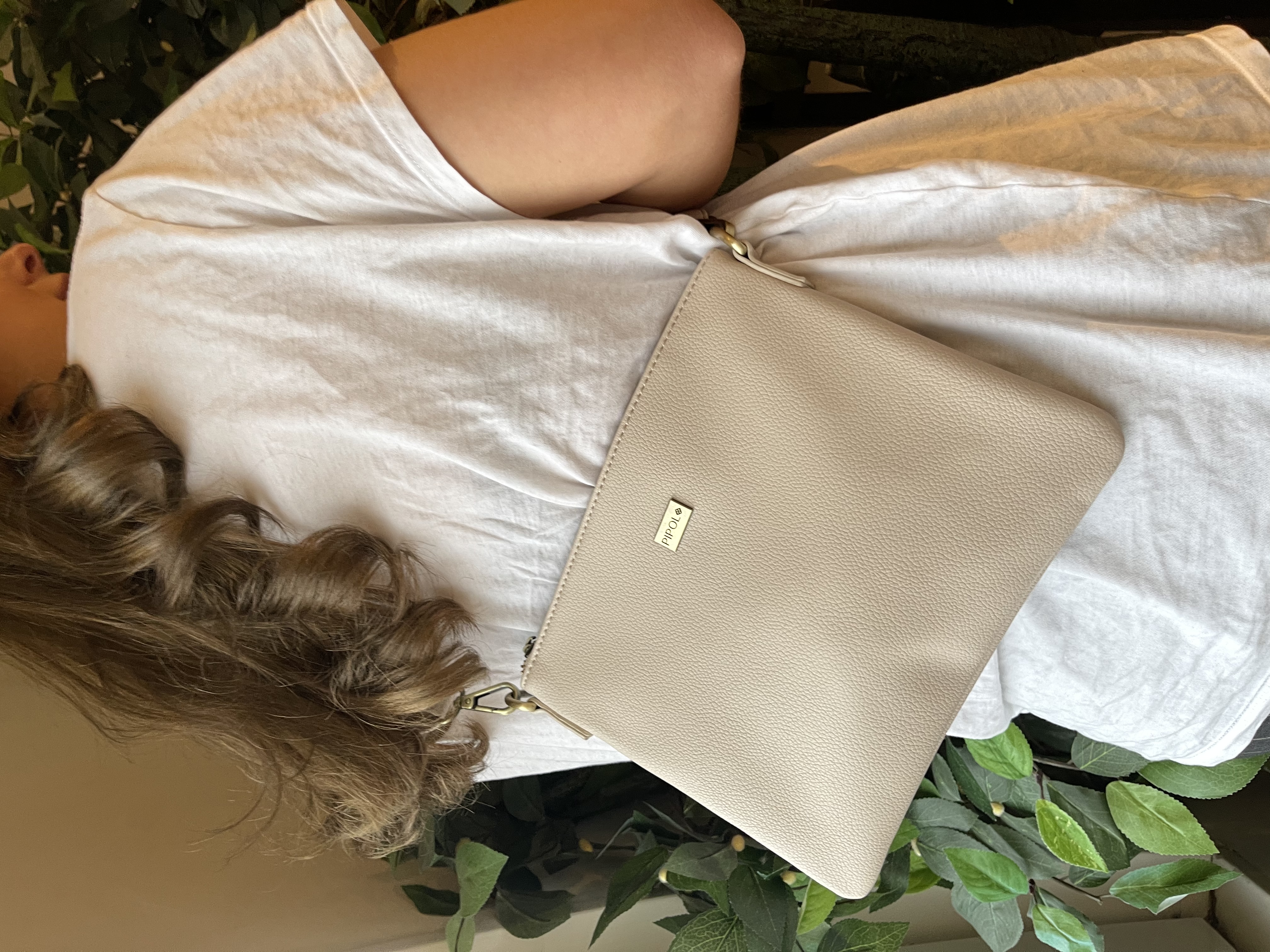 FLAT CROSS BAG LIGHT BEIGE
