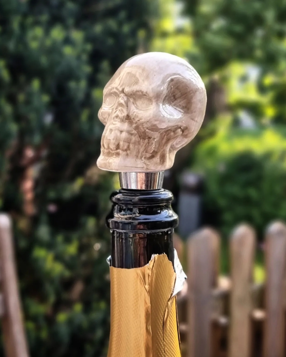 Bottle Stopper - Ceramic Skull
