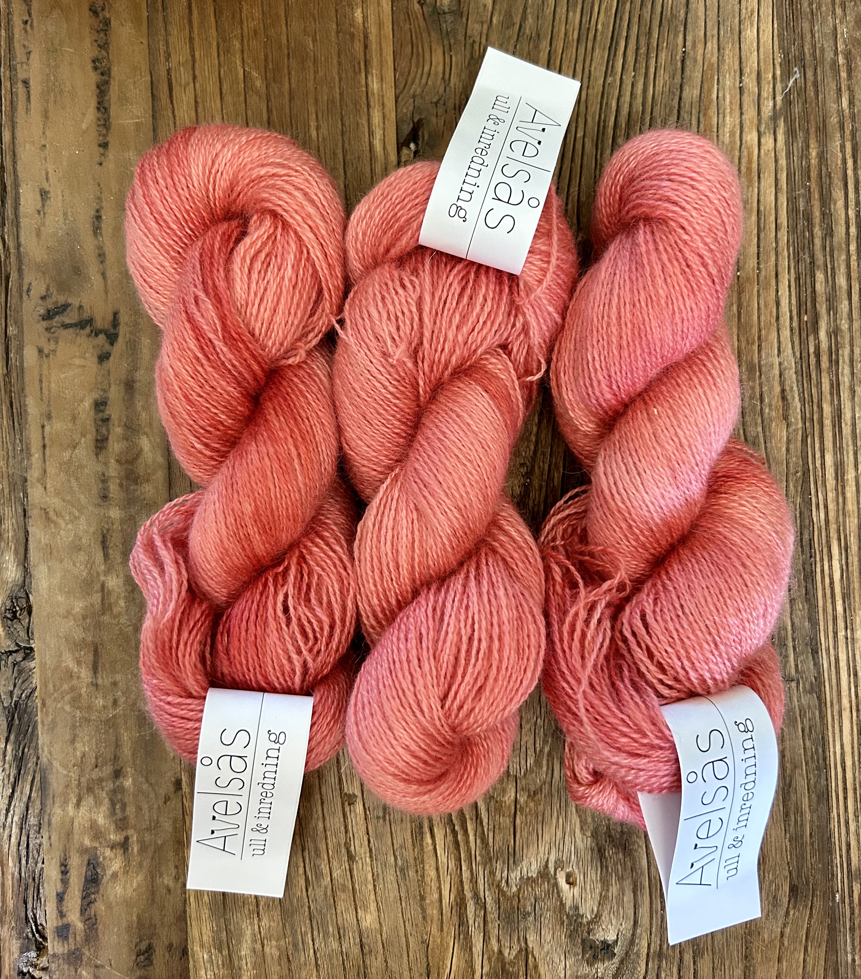 2-ply Kidmohair yarn My lovely Tulip