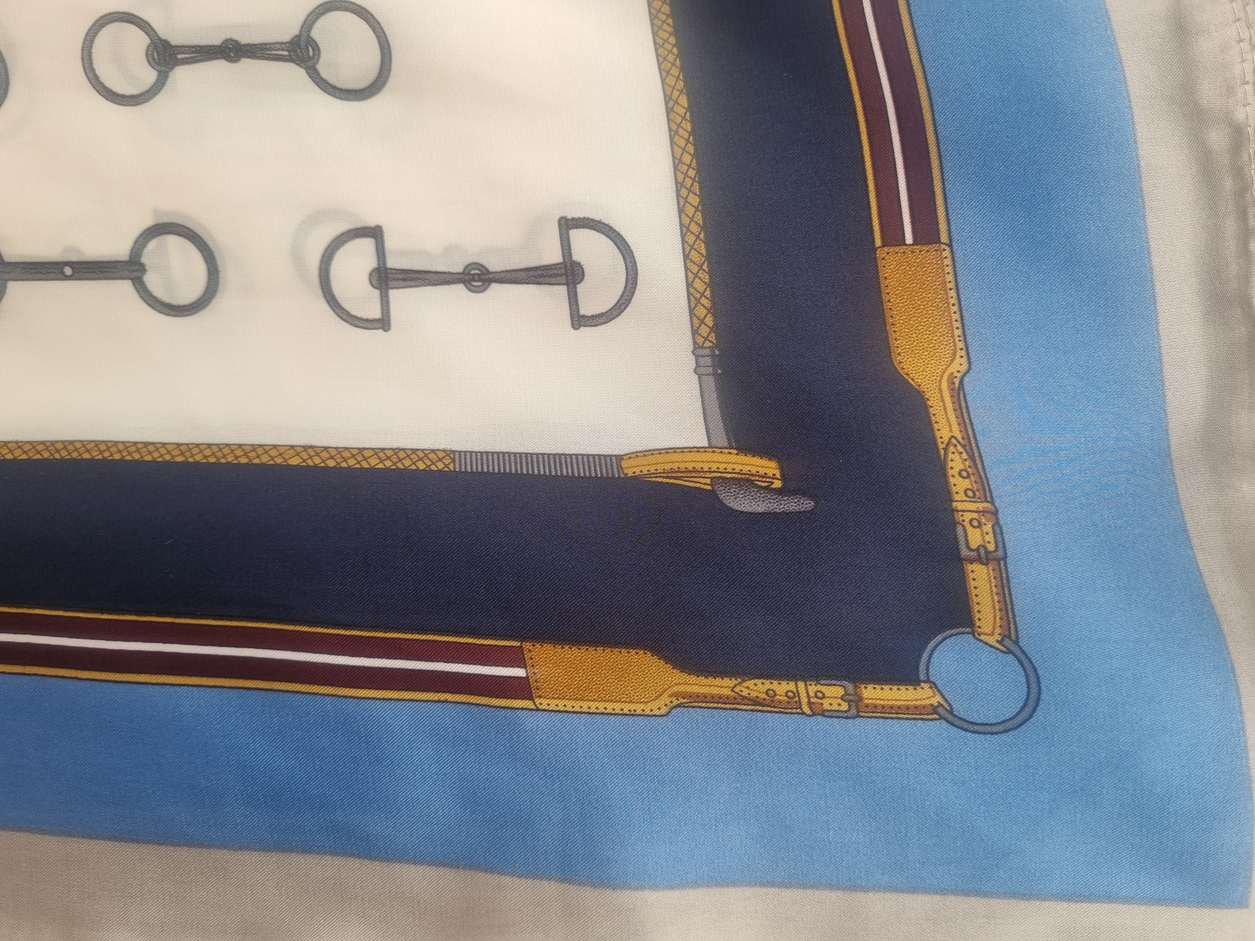 Small soft horse scarf - 3