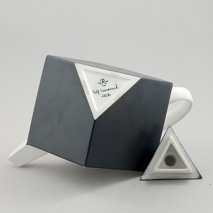 Rolf Sinnemark (Cube 1986) Black/White Teapot with Abstract Decor 26 cm