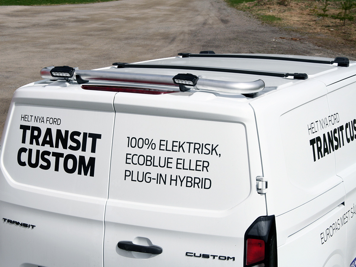 T-RACK Ford Transit Custom med original takräcke  24- bakre takbåge - 2
