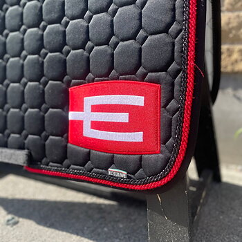 EQUILINE HOPPSCHABRAK MED E-LOGGA BLACK/RED