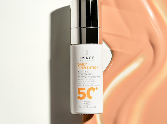 DAILY PREVENTION advanced smartblend mineral moisturizer SPF 50+