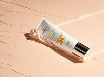 DAILY PREVENTION sheer matte moisturizer SPF 30