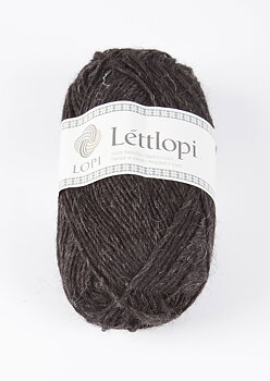0052 Black sheep Lettlopi