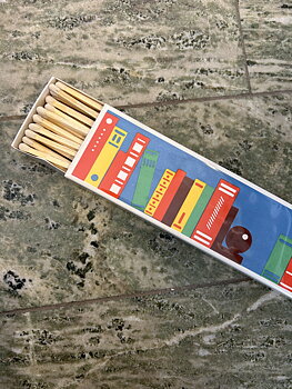 Tändstickask Book Shelf
