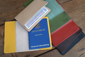 HagaToffeln - Passport Holder 