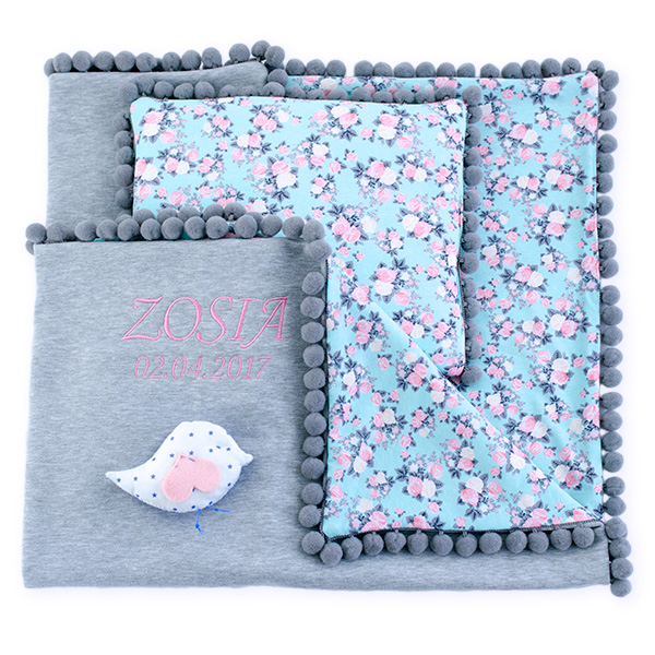 Babyfilt med barnets namn, rosa rosor