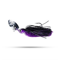 Armada eyechatter is a 15g chatterbait. Perfect for perch fishing and pike fishing in vegetation. junebug
