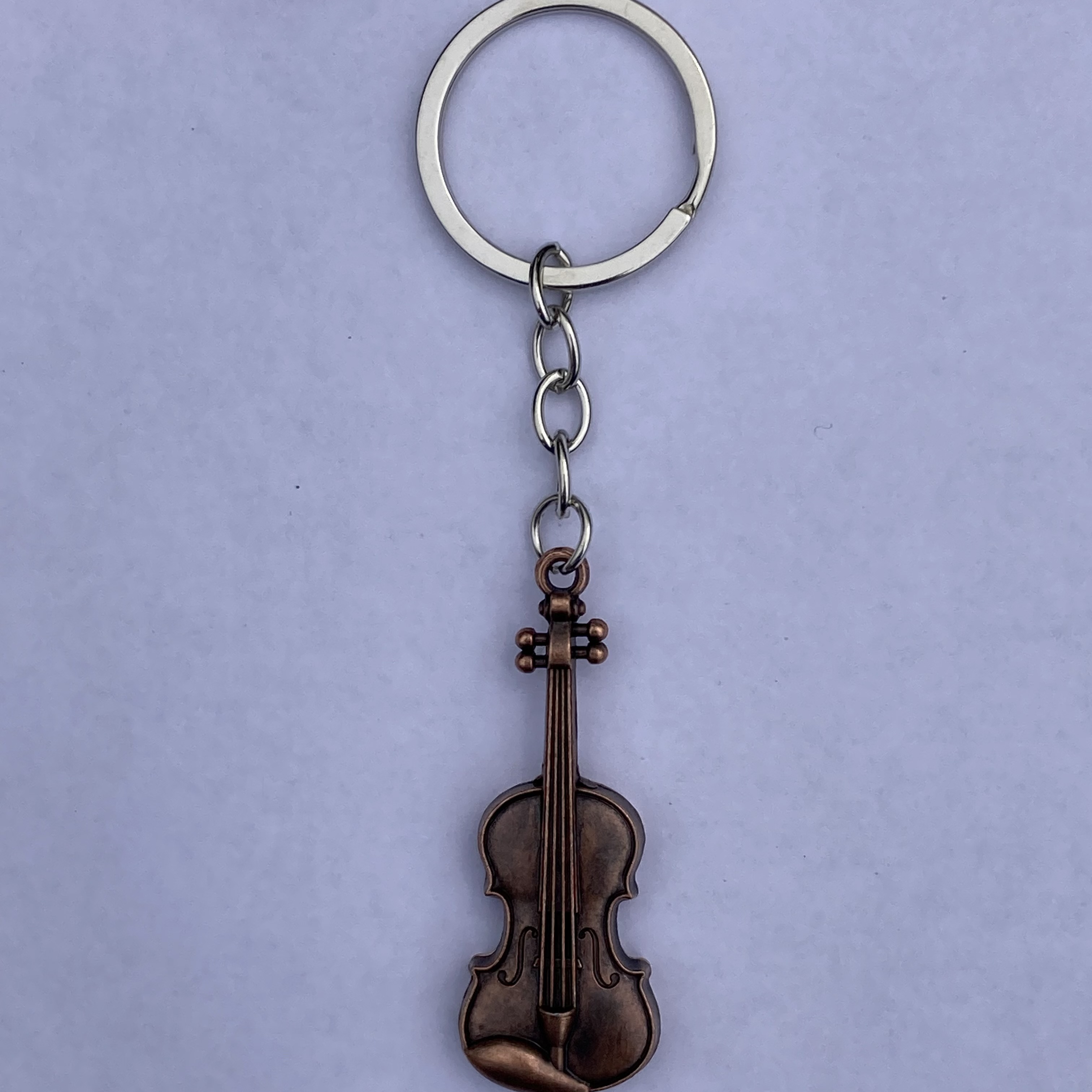 Nyckelring Brons Violin 3D
