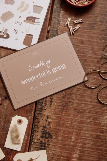 Skylt - Something wonderful is going to happen - 3