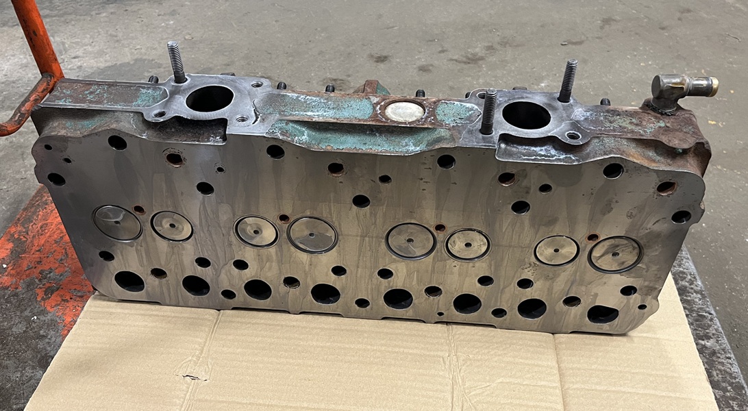 Volvo TD42 cylinder head