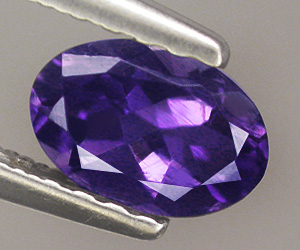 Preciosa piedra preciosa de iolita natural ovalada de 0,44 ct. - 3