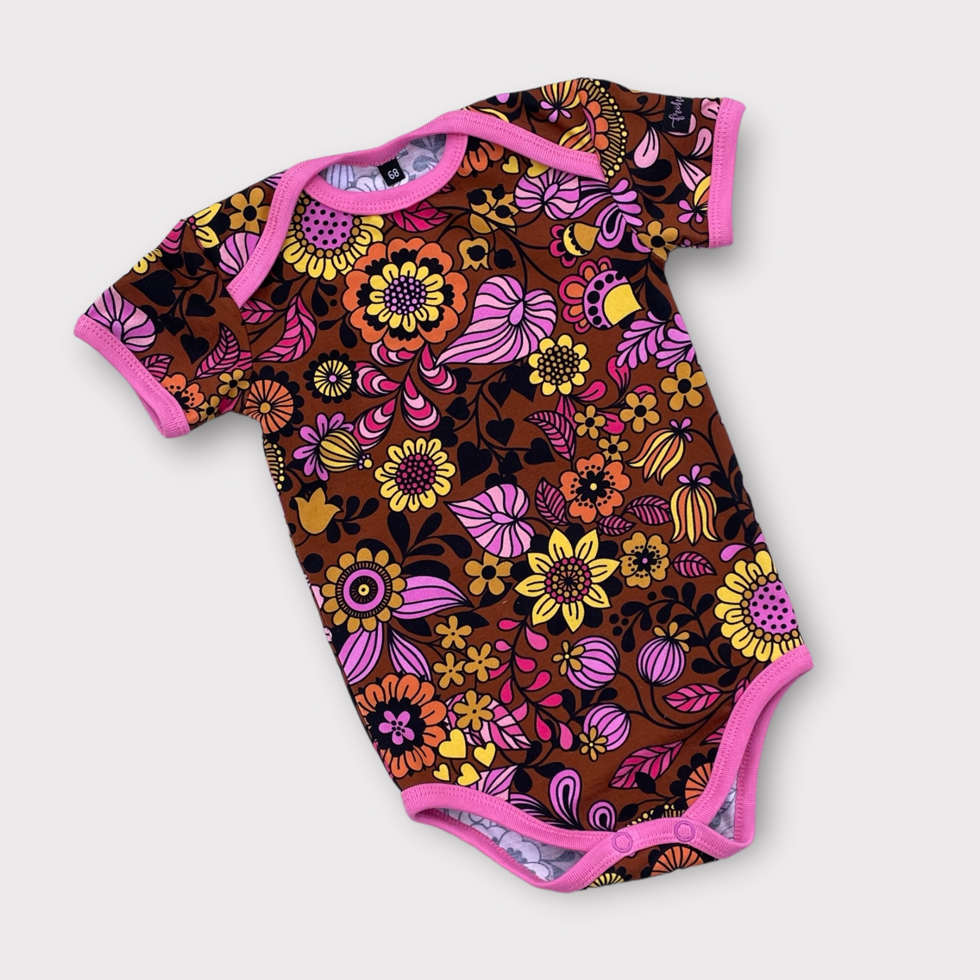 Body ”Retro Flowers" brun stl. 56-74