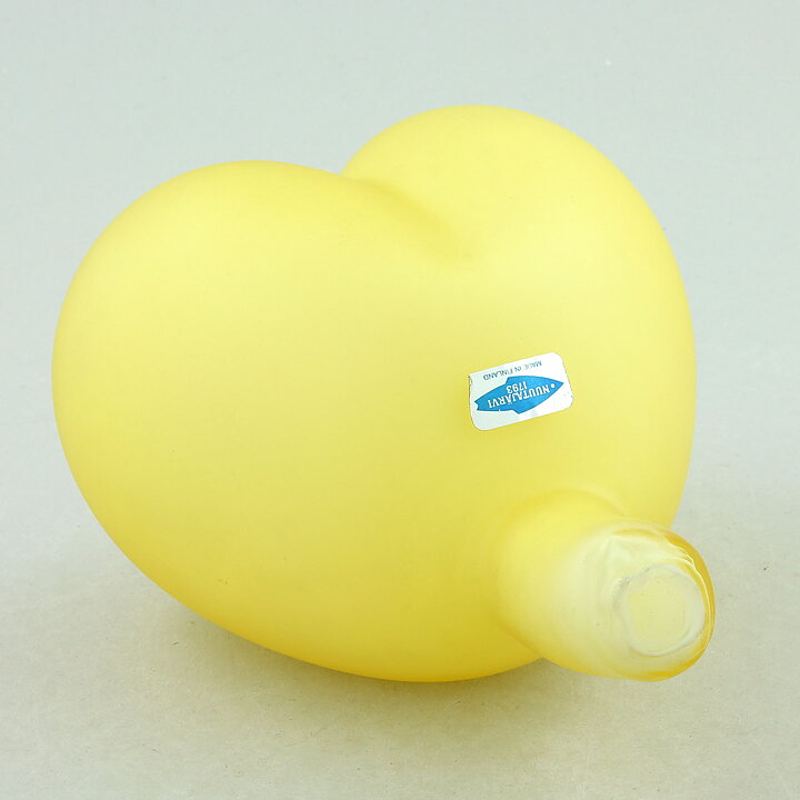 オイバ・トイッカ   Pro Arteシリーズ  黄色いダムソン   (16cm)  1989年