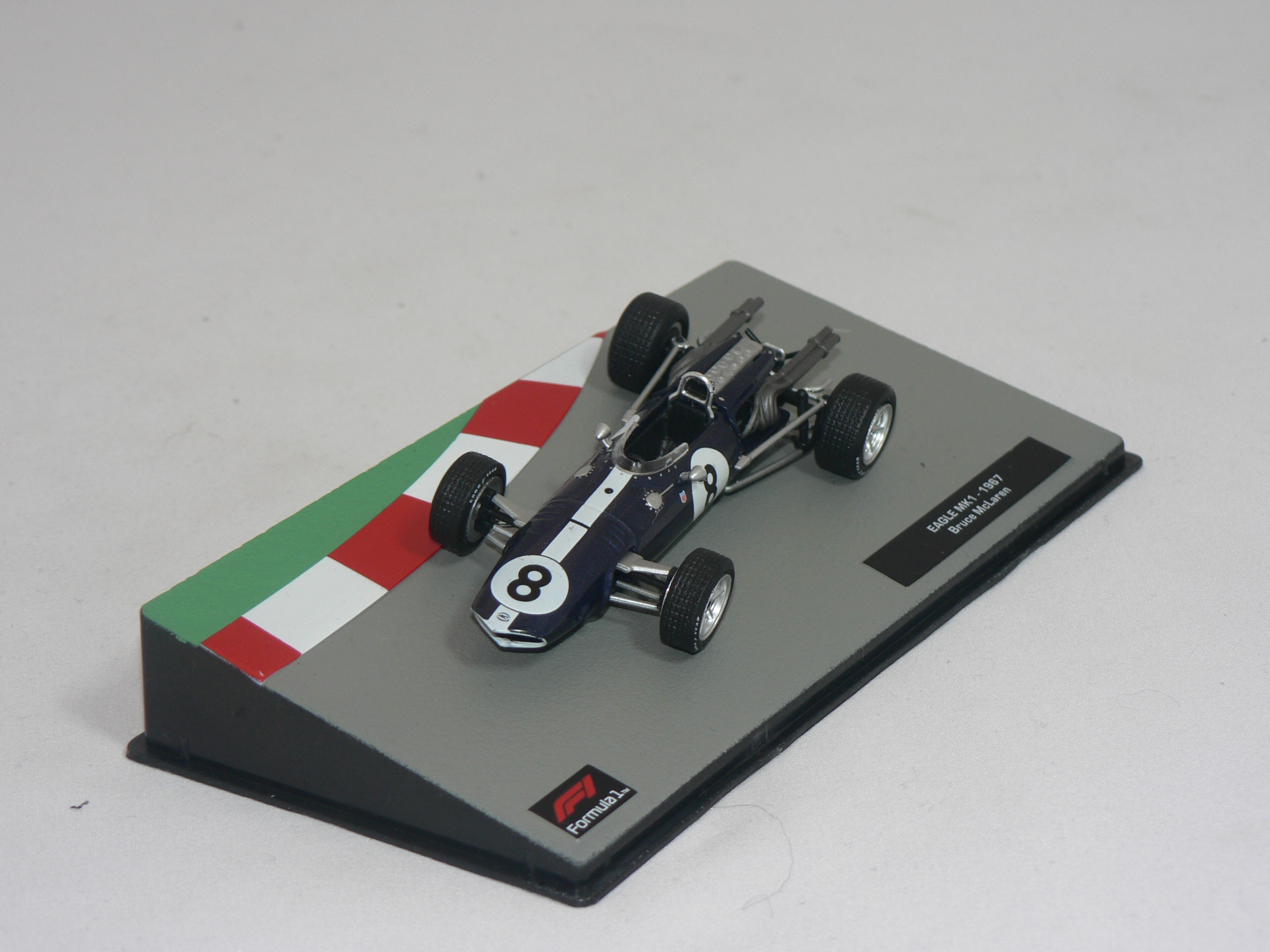 Eagle MK1  1967 Bruce McLaren  1:43 Atlas