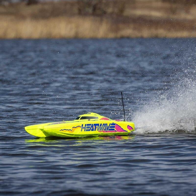 PROBOAT Blackjack 24tum V2 Catamaran Brushless: RTR, Heat Wave Visual - 9