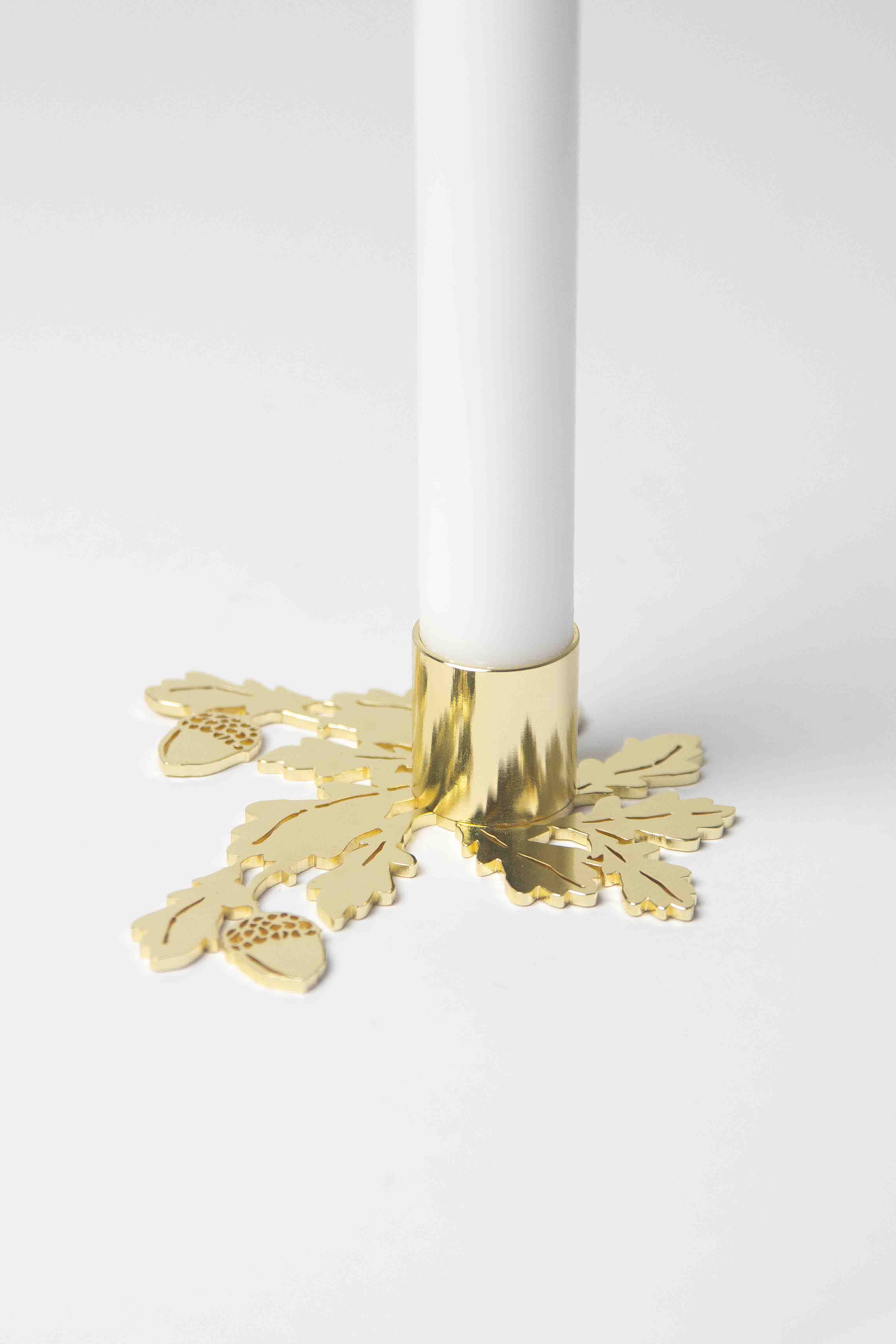 CANDLE HOLDER OAK - 4