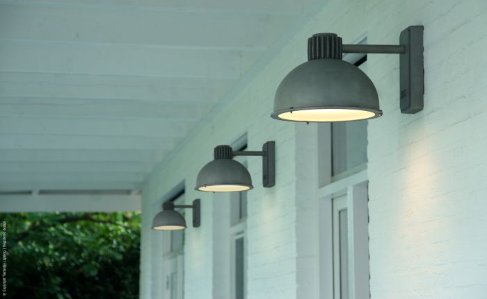 Vägglampa RAZ Frezoli, Grå