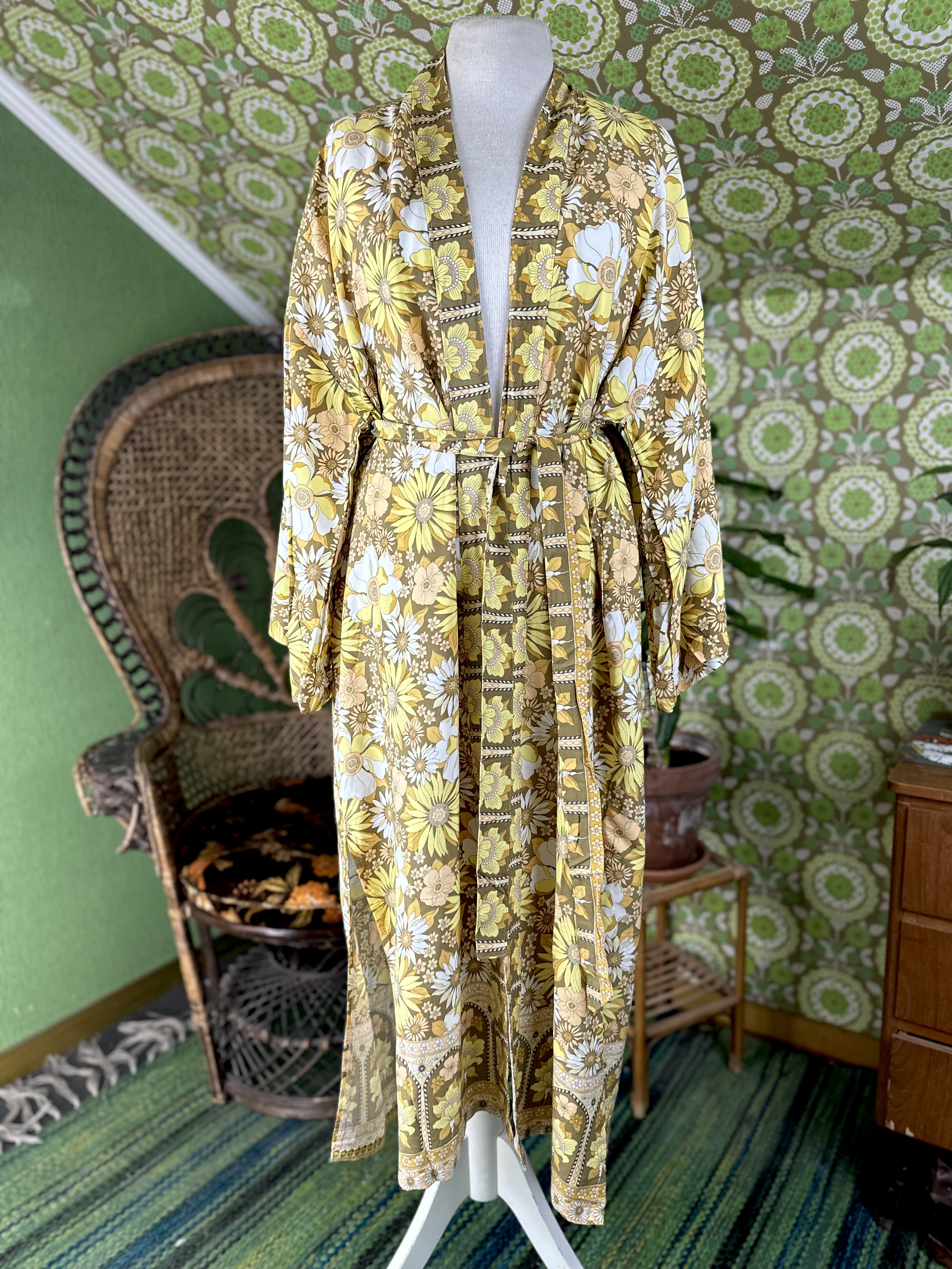 kimono  gul retro floral  lång  - 2