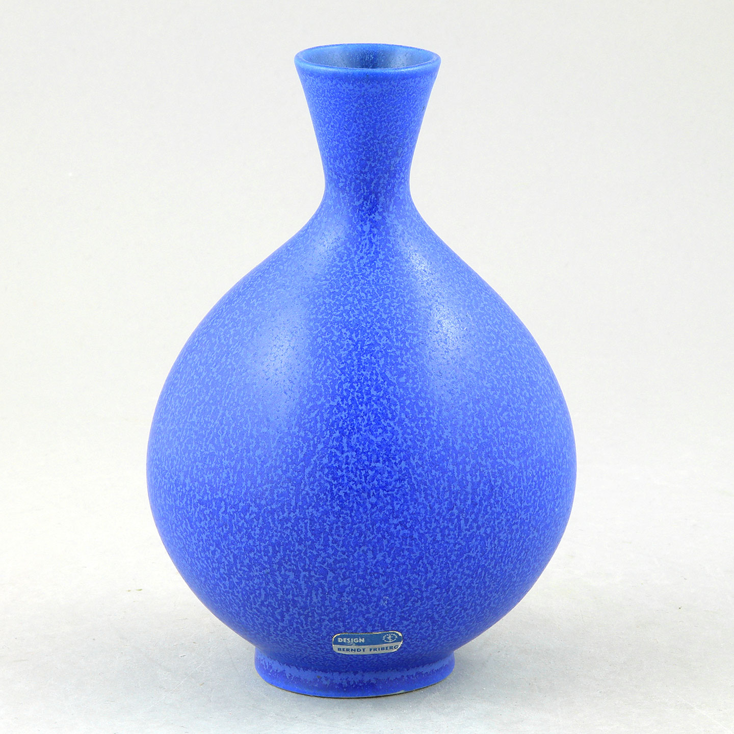 ベルント・フリーベリ/ Berndt Friberg「Vase Selecta」 Berndt Friberg (Selecta 1960s) Blue Classic Vase 13 cm (2)