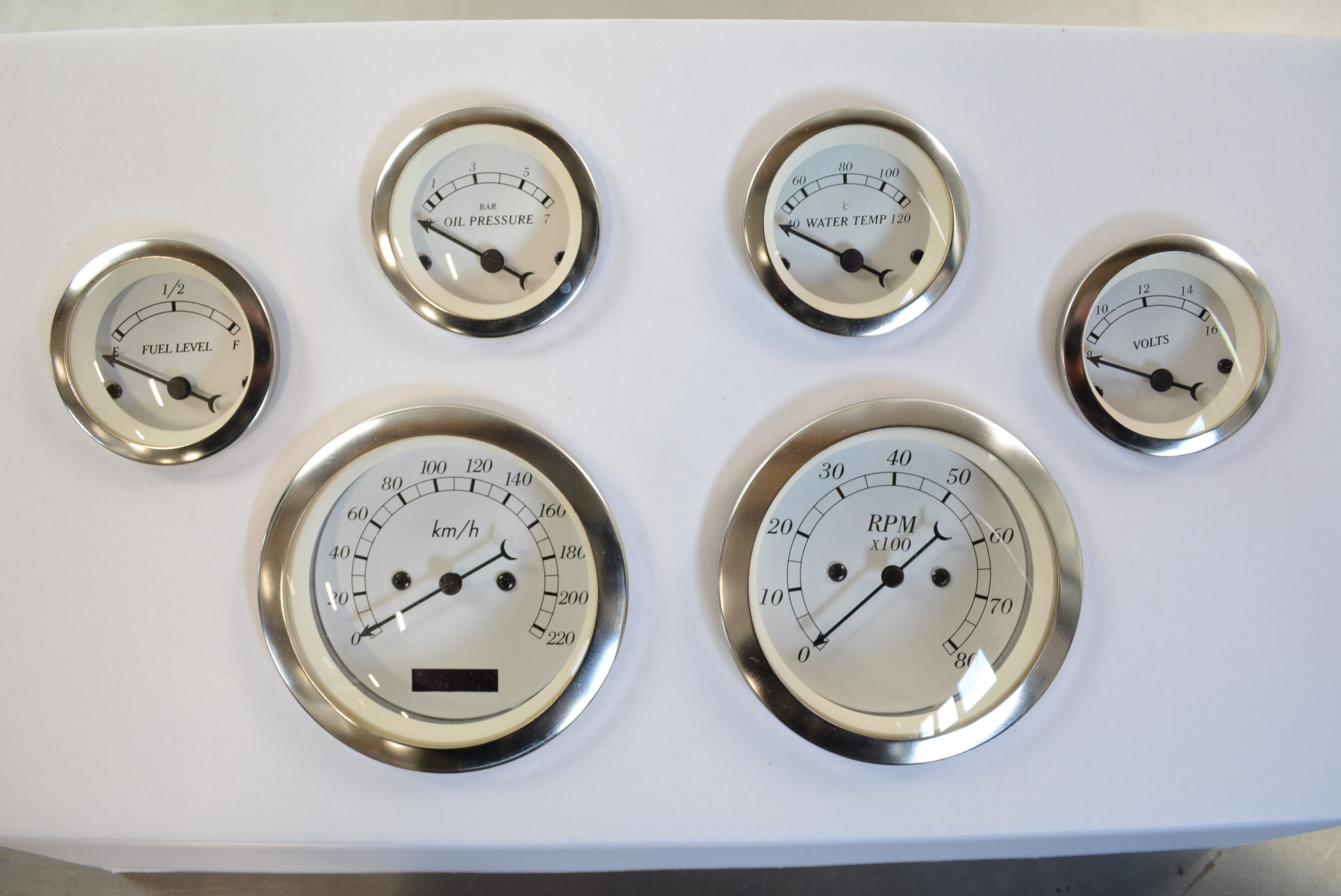 Instrument 6 st mätare km/h+°C Vit