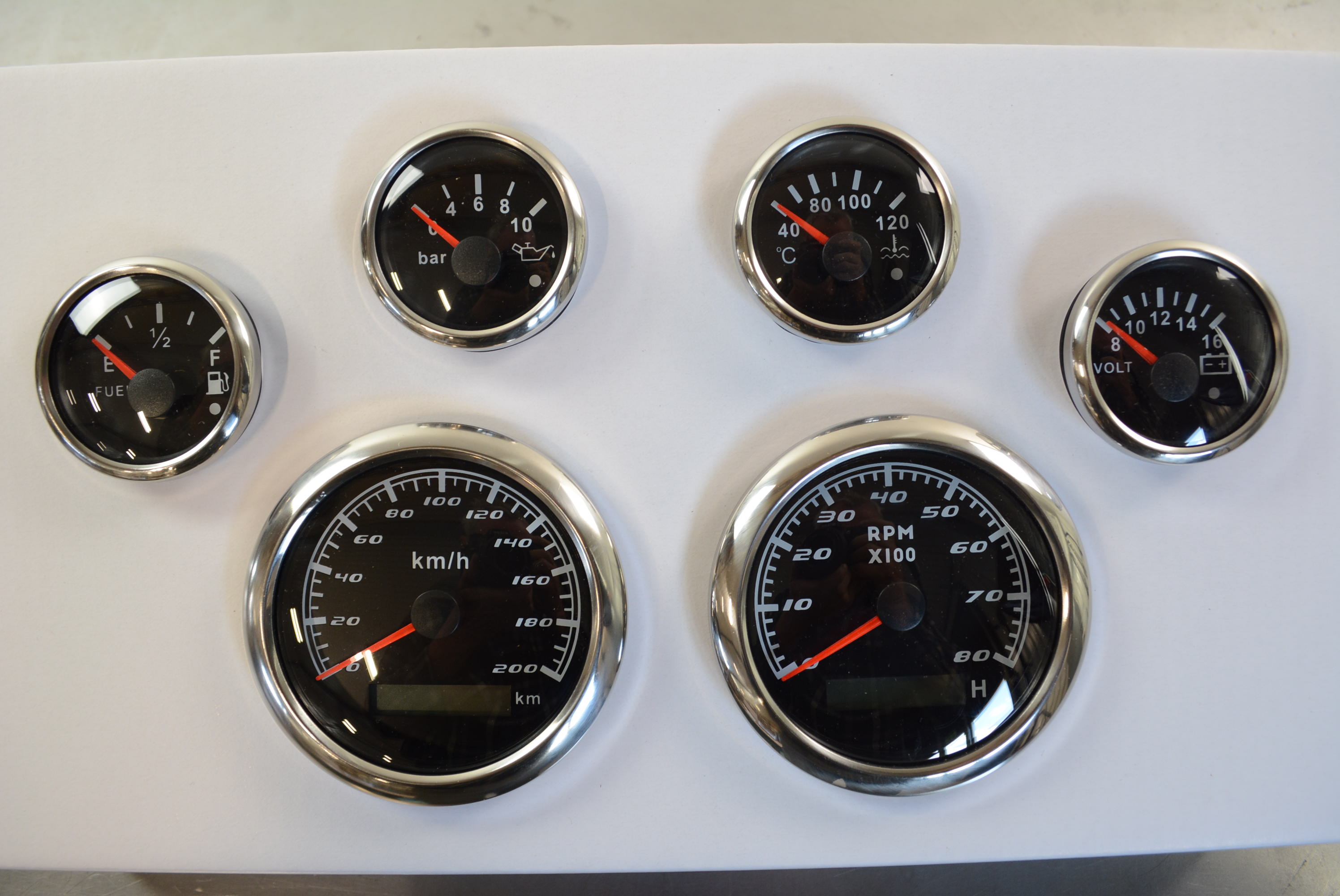 Instrument 6 st mätare km/h+°C Svart