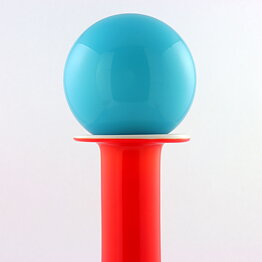 Otto Brauer (Gulvvase 1962) Red Cased Bottle with Turquoise Ball 40 cm