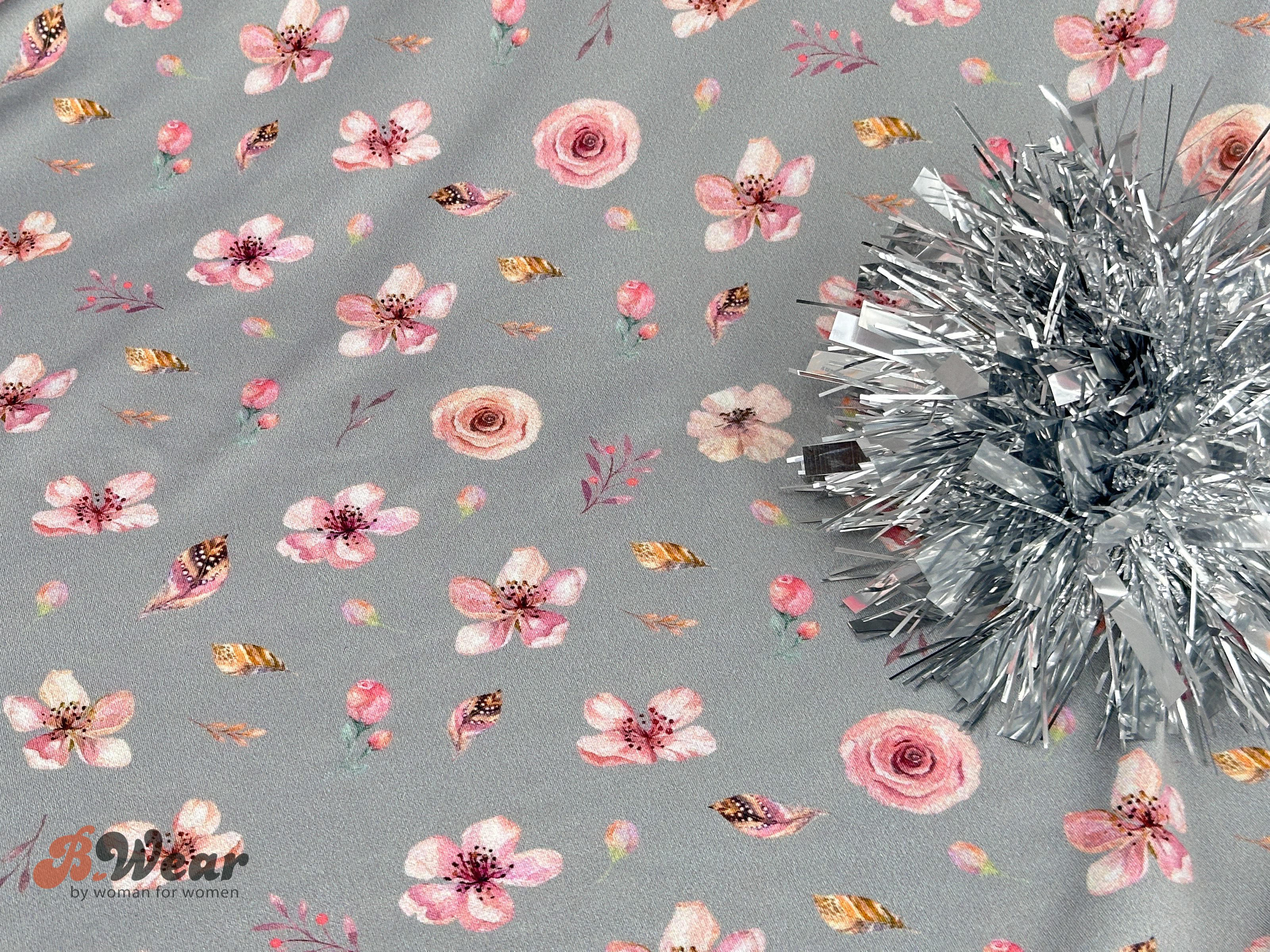 Pantie fabric - Light gray with beautiful flowers
