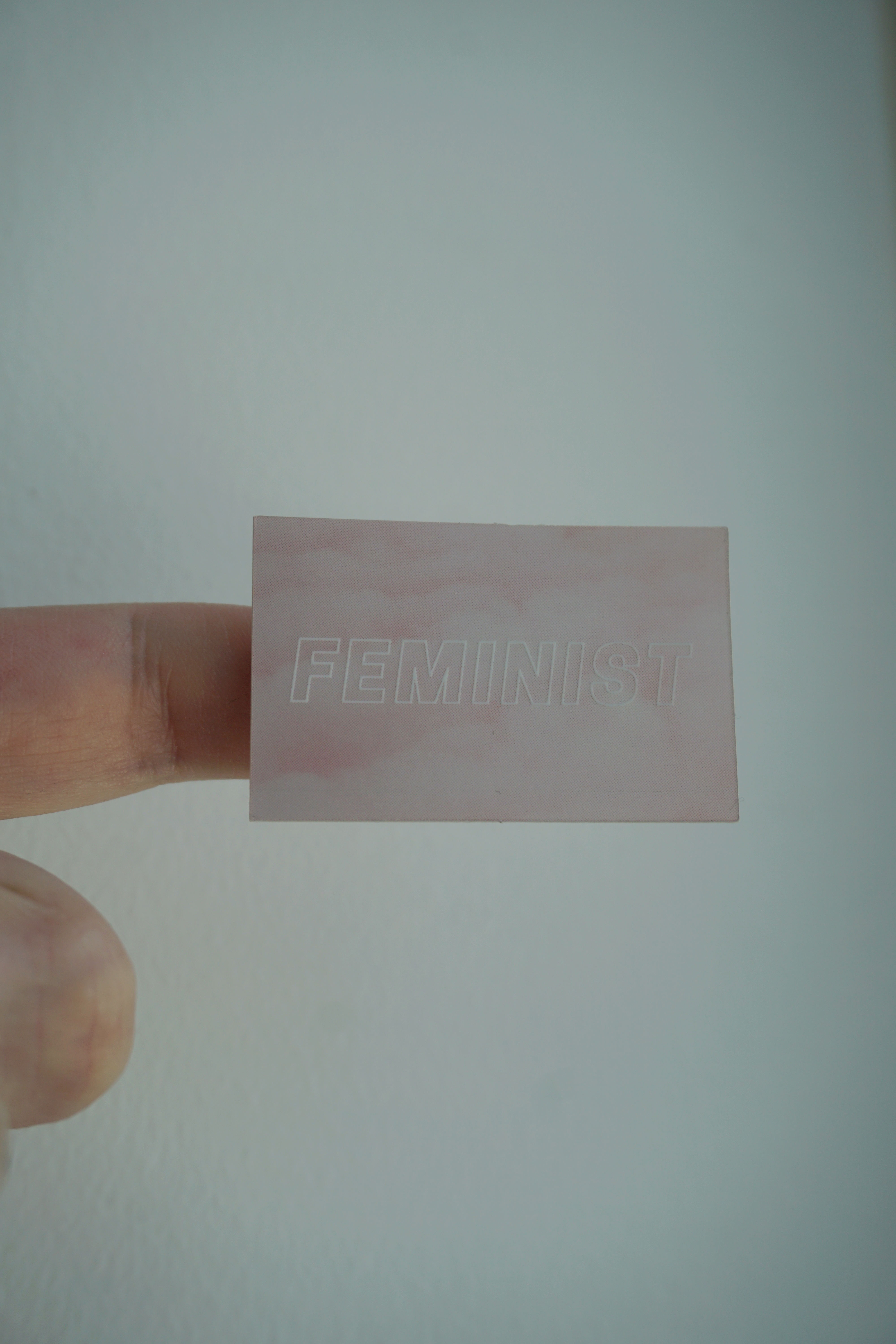Rosa himmel feminist klistermärke - 2