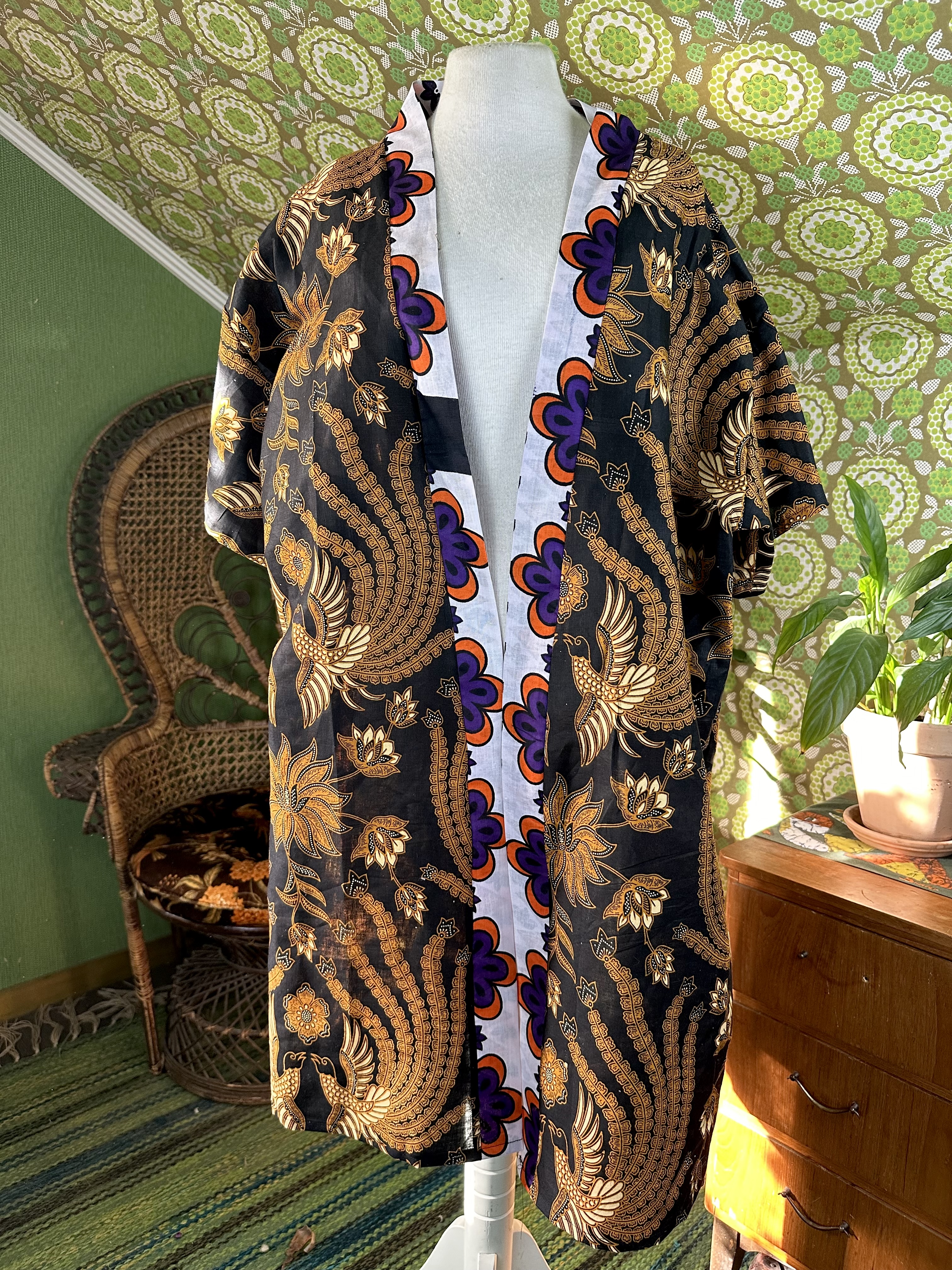 kimono  handsydd flower 
