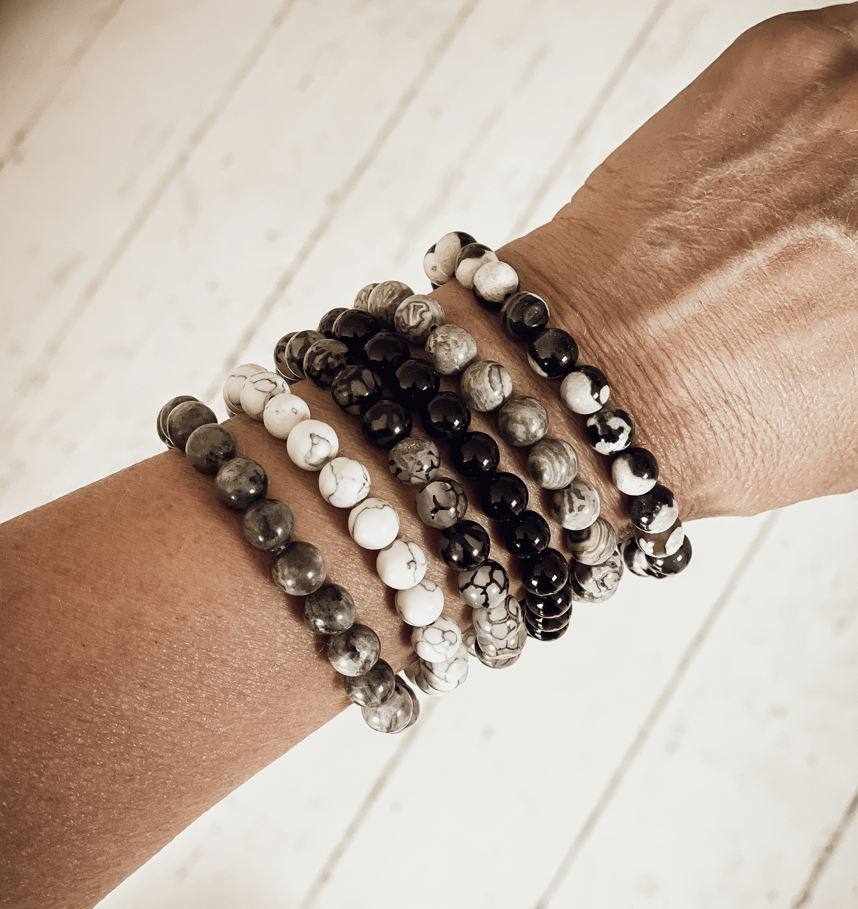 Armband Sten  Grå/Svarta toner(välj sort)