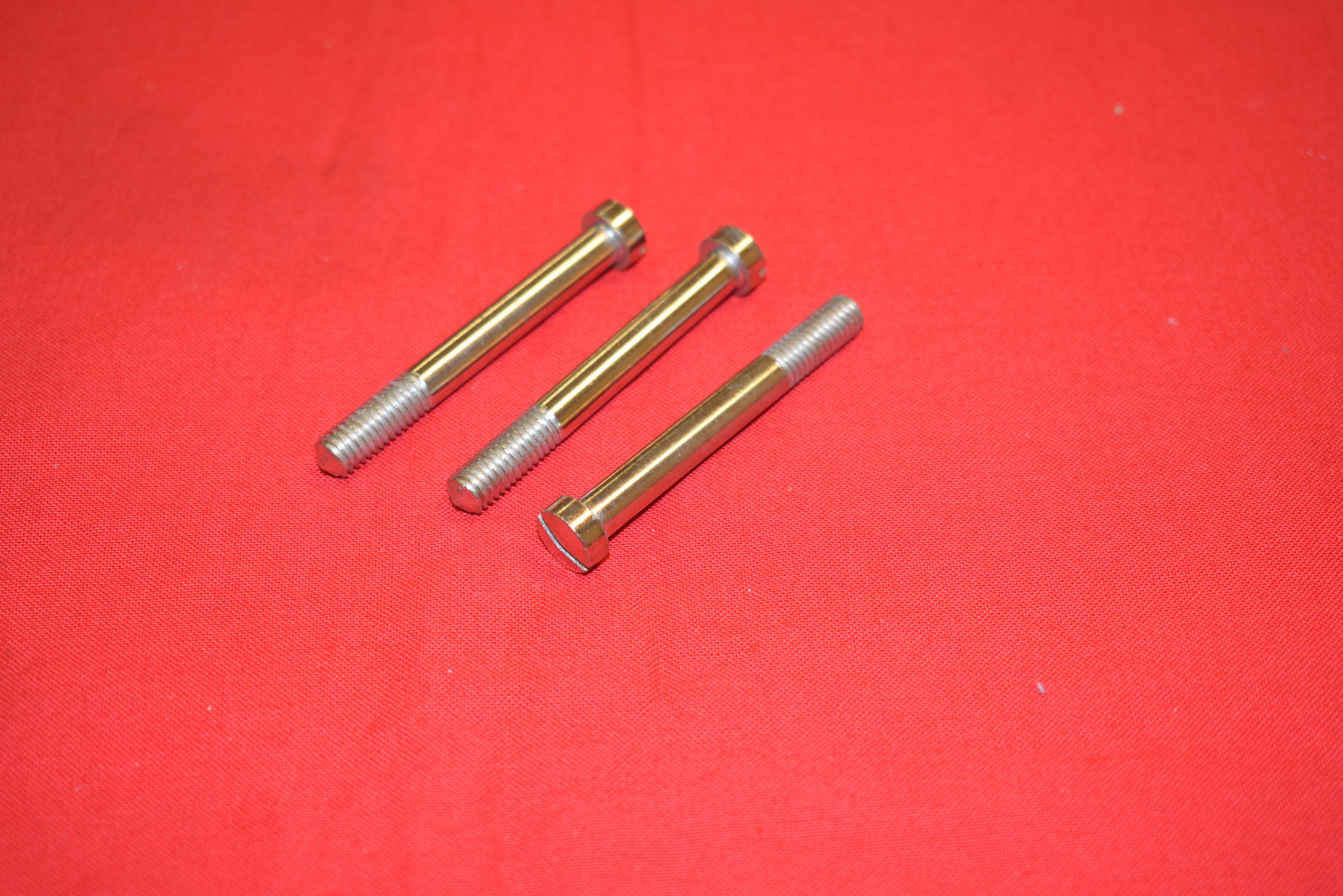 LOWER GAS TANK SCREW KIT 1910-16