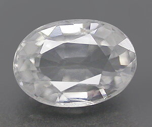 Impresionante circonita blanca natural de alta calidad con corte ovalado de 0,92 ct.